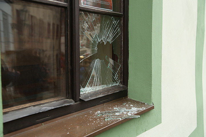 A2B Glass are able to board up broken windows while they are being repaired in North Shields.
